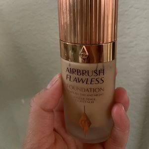 Charlotte Tilbury Airbrush Flawless Foundation